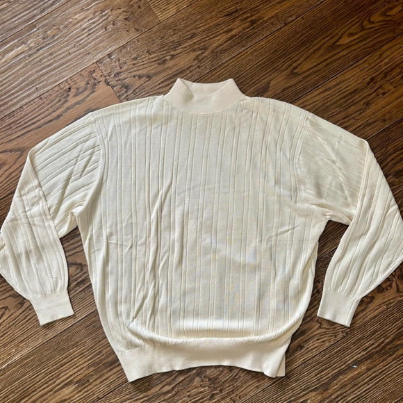 Men’s Pendleton 100% Silk Sweater Cream Off White Vintage - Picture 2 of 4